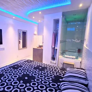 Centre Meuble Avec Jacuzzi Appartement Bron